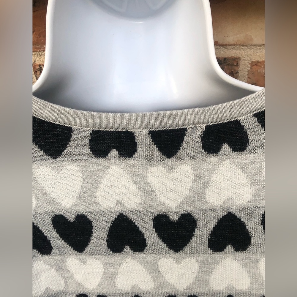 Heart Sweater in Gray, Black, White, by  BYdesign. Woman’s Large - Picture 8 of 8